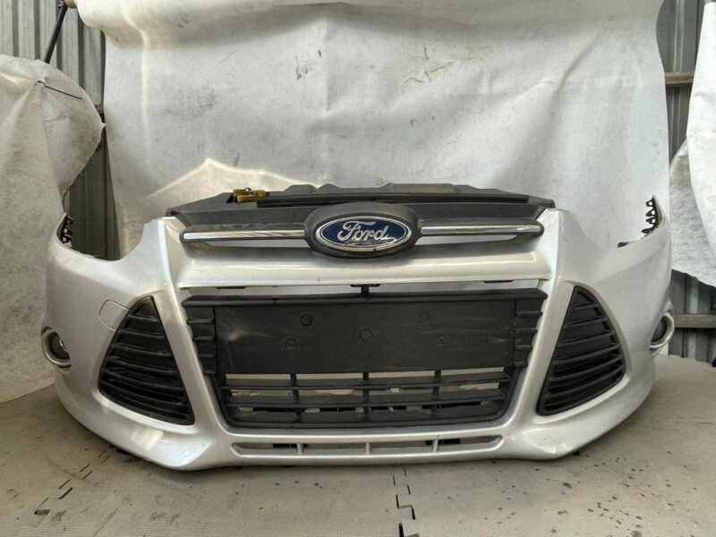 Zderzak przedni Ford Focus BM5117757 2010-2017