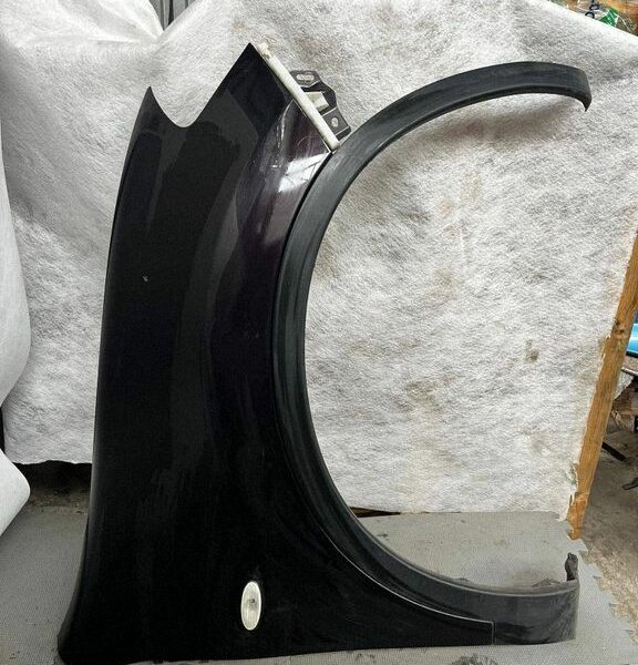 Błotnik prawy Nissan Qashqai F3100BR0MA 2010-2014 GAB