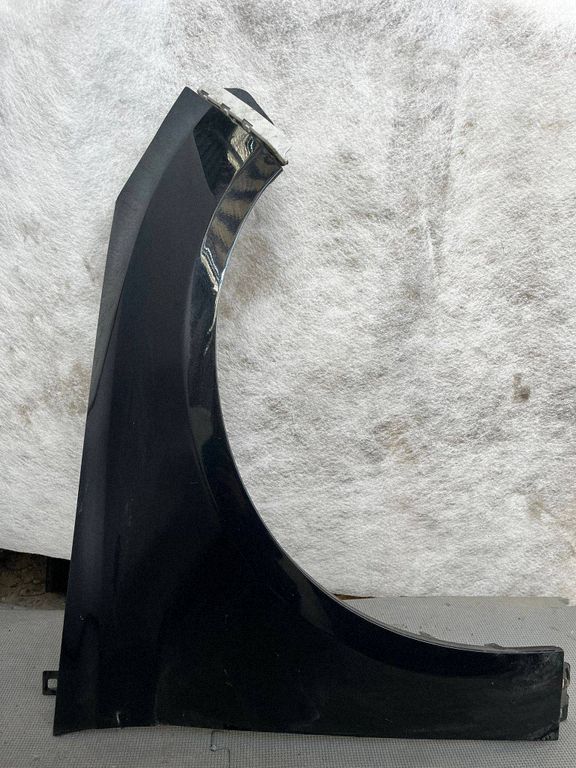 Błotnik przedni prawy Ford Focus 2010-2017 BM5F16006B G3