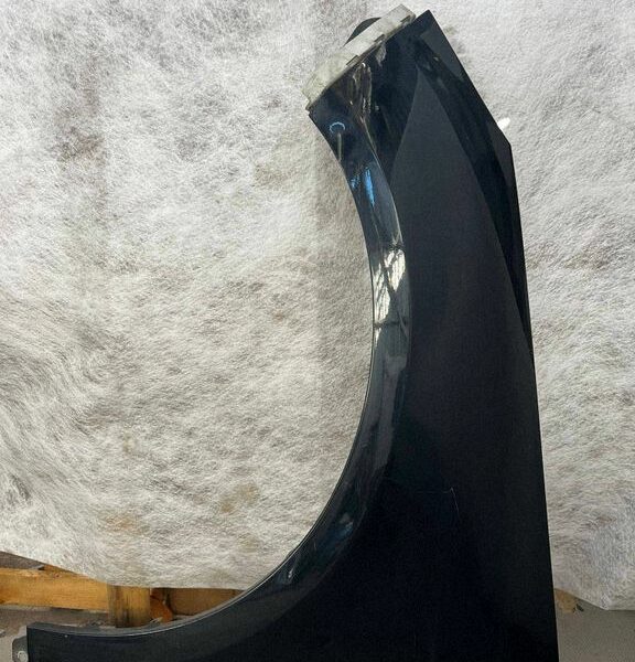 Błotnik przedni lewy Ford Focus 2010-2017 BM5F16006B G3