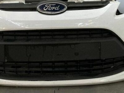Zderzak przedni Ford Fiesta 8A6117F003 2009-2012 7VTA