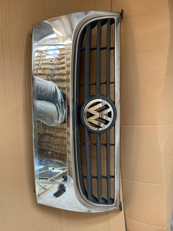 Atrapa chłodnicy (grill) Volkswagen Touran I 1T0853651A 2003-2010