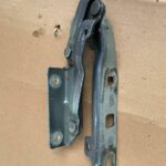 Zawiasy maski Volkswagen Golf V 1K0823302 2003-2009