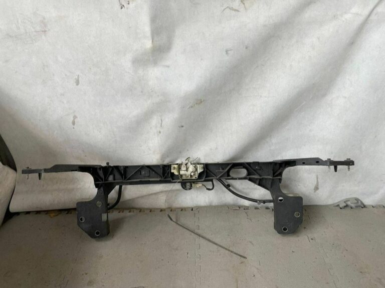 Pas przedni Renault Clio III 8200329062 2005-2012