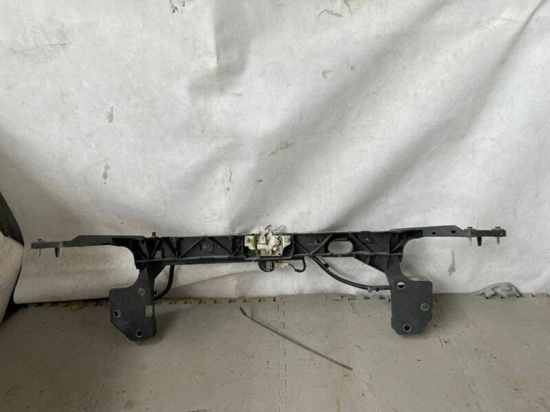 Pas przedni Renault Clio III 8200329062 2005-2012
