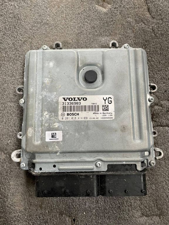 Sterownik silnika Volvo V40 31336983 2012-2019