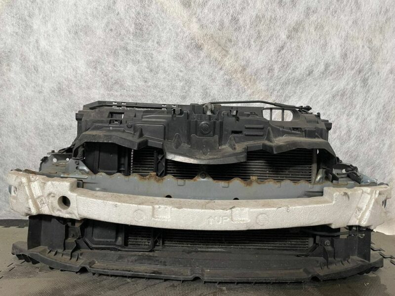 Pas przedni Mazda 2 1.5 MZR 2007-2014 D65153110