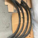 Listwa nadkola przedniego komplet L+P Nissan X-Trail T32 638104CC0A 2014-2021