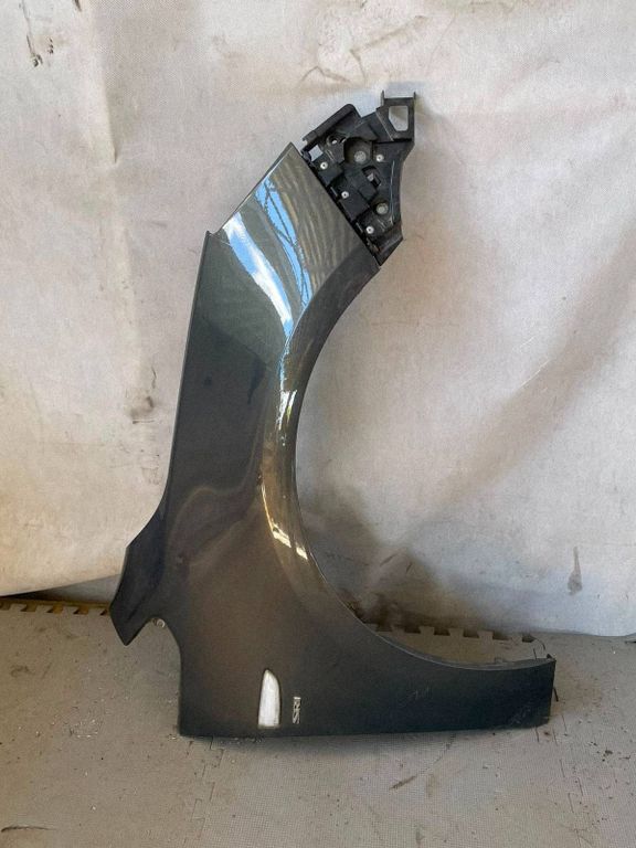 Błotnik prawy Opel Astra J 13264426 2010-2015 Z190
