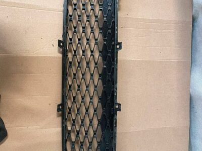 Dolna kratka zderzaka przedniego Hyundai i30 86561A6000 2007-2012