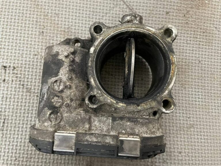 Przepustnica Volvo XC60 2.4 diesel 2009-2013 31216665
