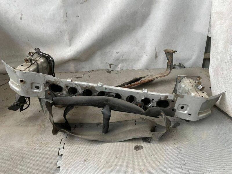 Wzmocnienie zderzaka przedniego (belka) Ford Focus BM5117B930 2010-2017