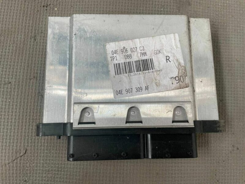 Sterownik silnika Audi A3 S3 8V 04E907309AF 2013-2019