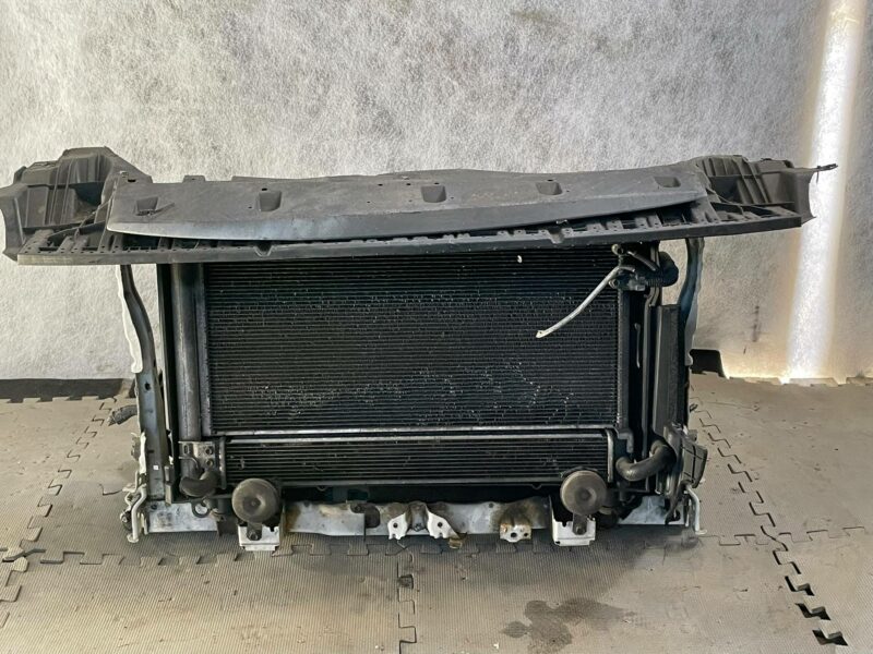 Pas przedni Toyota Prius (XW30) 1.8 2009-2015 5320547040