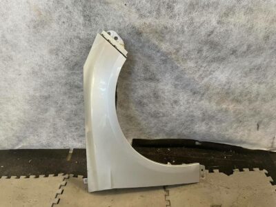 Błotnik prawy Ford Focus MK3 pasażer 2010-2017 BM5116005