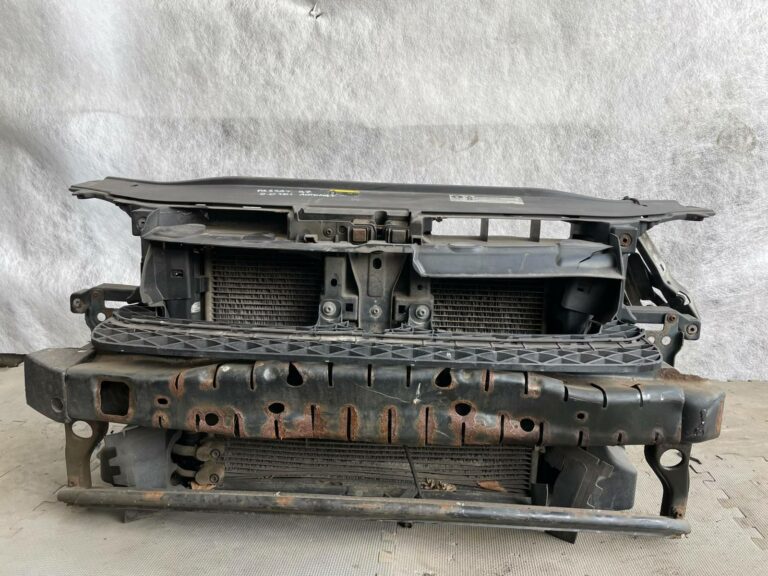 Pas przedni Volkswagen Passat B7 3AA805588 2011-2014