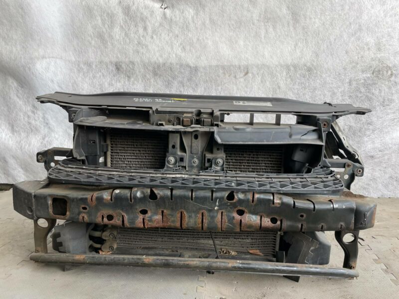 Pas przedni Volkswagen Passat B7 3AA805588 2011-2014