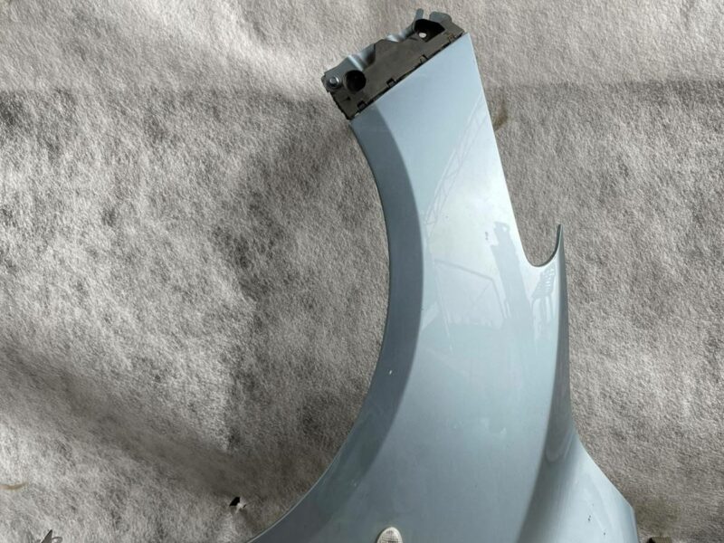 Błotnik lewy Mazda 2 2007-2014 DF7152211