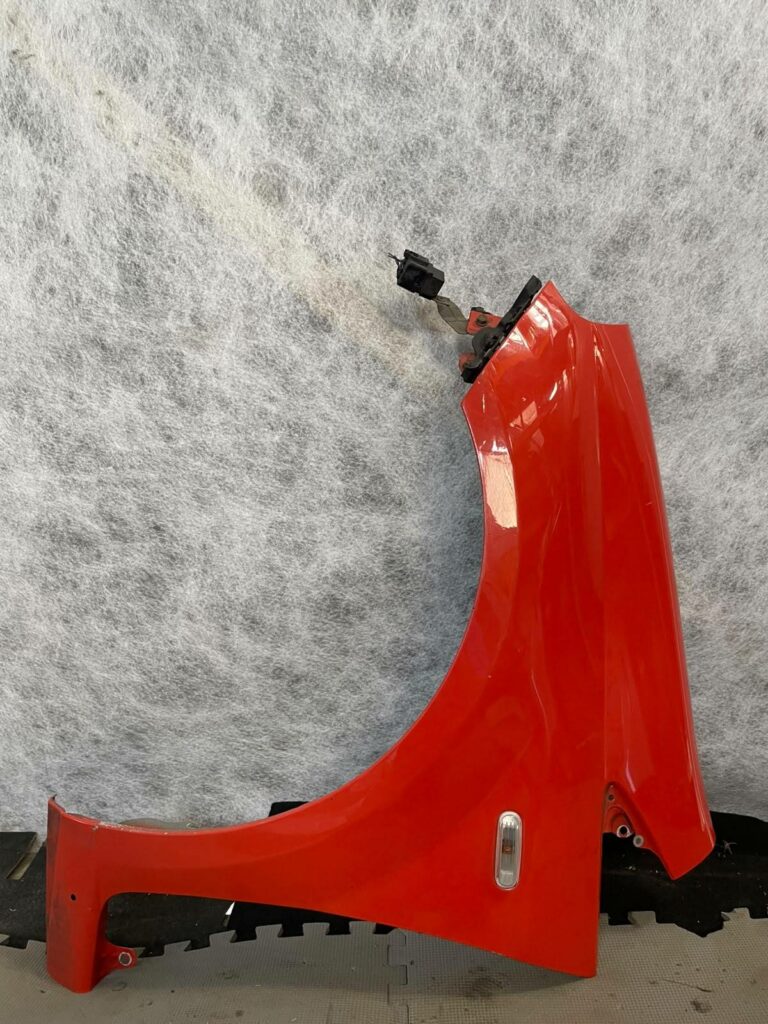 Błotnik lewy Fiat Punto (199) 2005-2018 51855634
